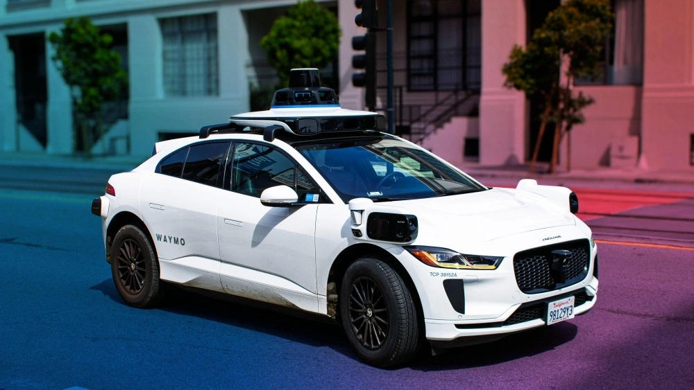 旧金山市长回应 Waymo 自动驾驶出租车事故，敦促加州加强监管