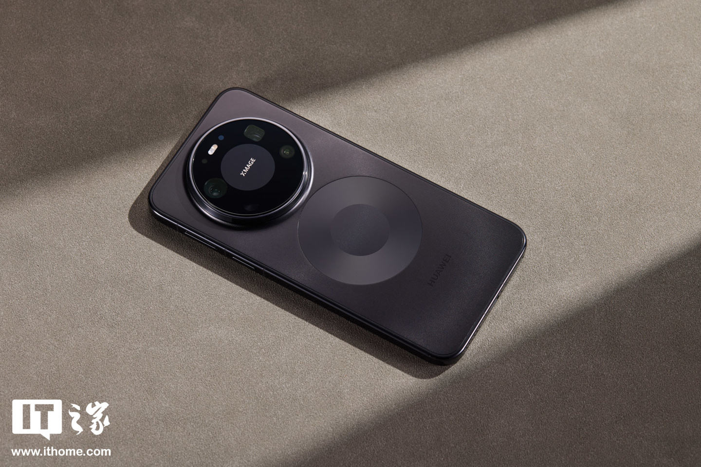 华为 Mate 80 等系列手机开启 HarmonyOS 6.1.0.135 升级,更多机型 8 月获推