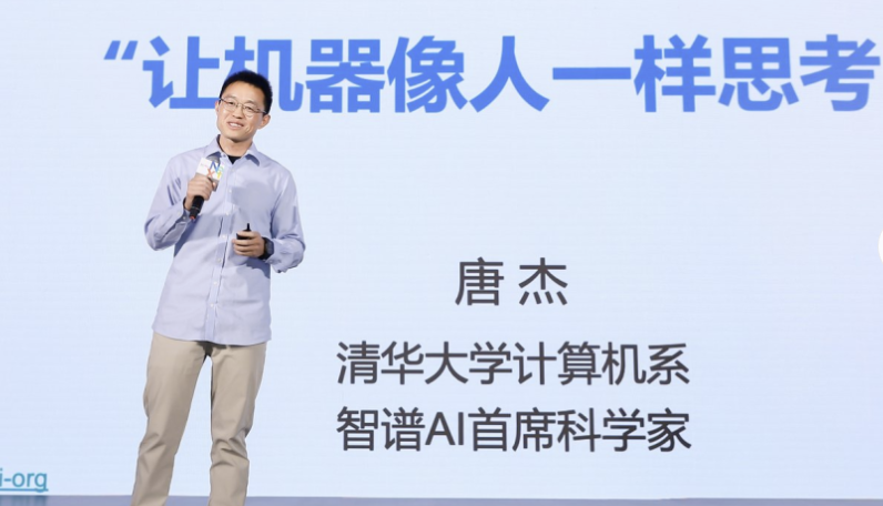 11年前清华一场答辩刷屏：Kimi杨植麟全满分，推荐人后来创办智谱