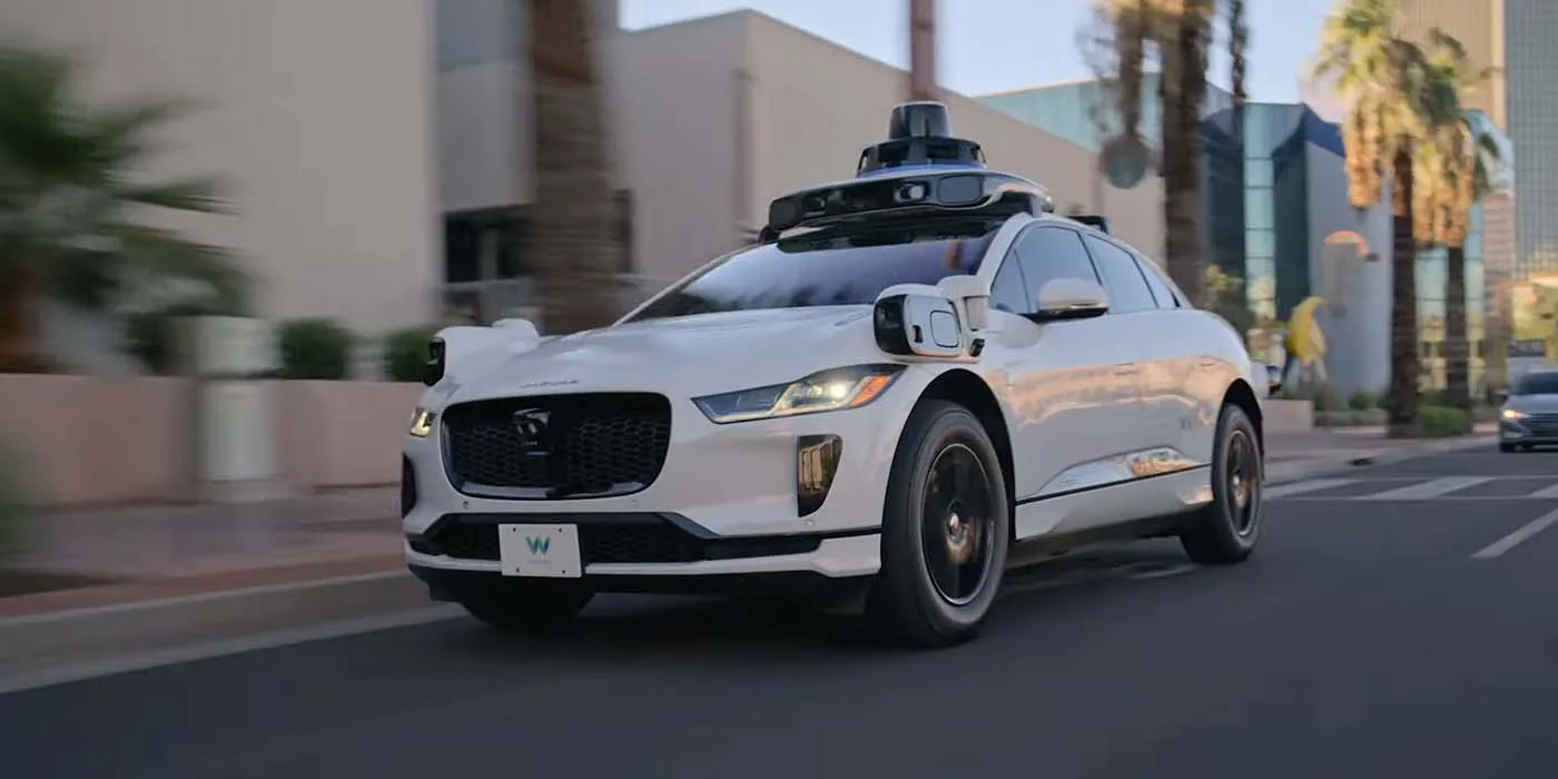 IIHS 연구: Waymo 자율주행 택시 사고율이 인간 운전자보다 68% 낮음