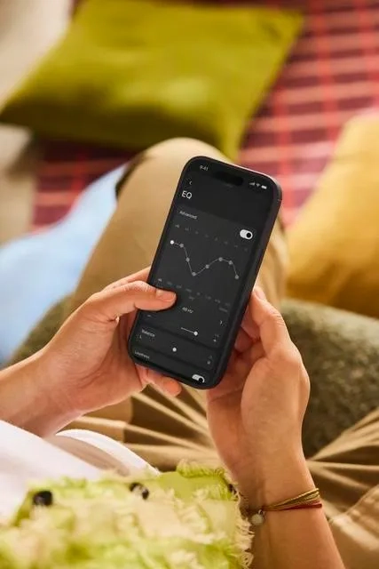 Sonos Releases Beam Ultra Soundbar, Ace Ultra Headphones, and AI Audio System Sonos 27