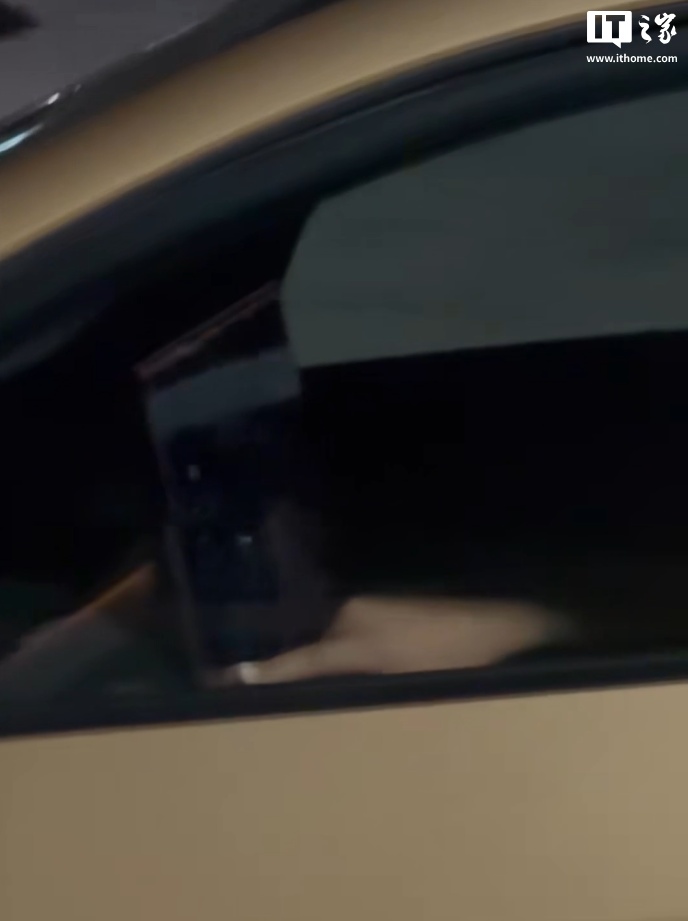 特斯拉 Cybercab 应急操控方案曝光：无方向盘车型可经中控屏手动挪车