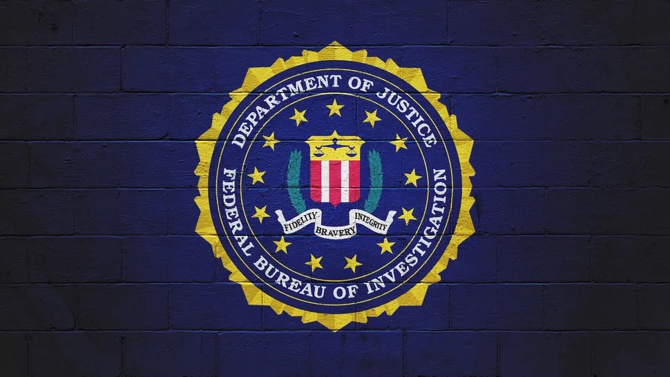 FBI 局长称该局 AI 使用量暴增 605%，靠 AI 拦下多起枪击事件