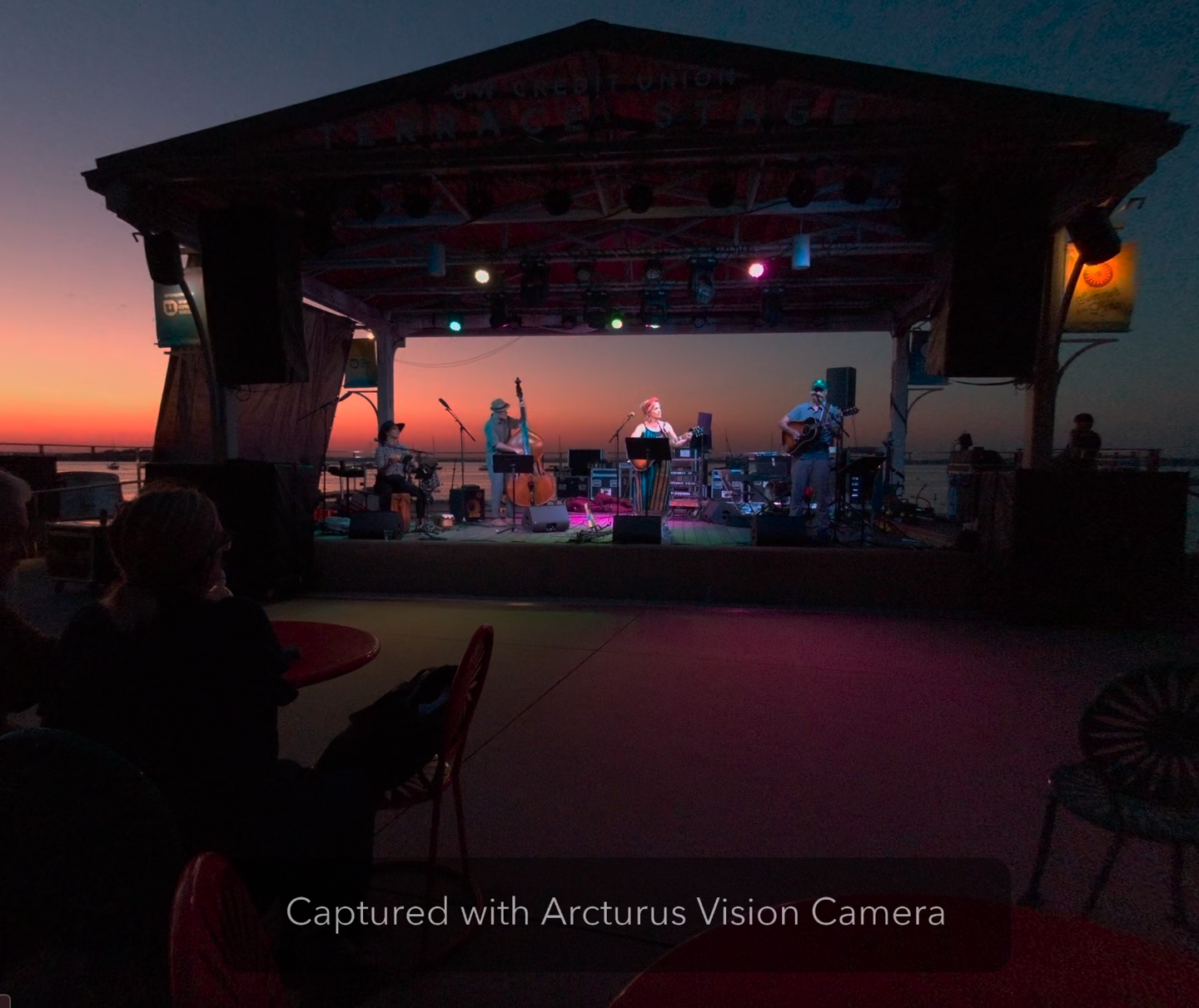 V社 Steam Frame 头显第三方摄像头模块 Arcturus Vision 上市:150 美元,提升彩透效果